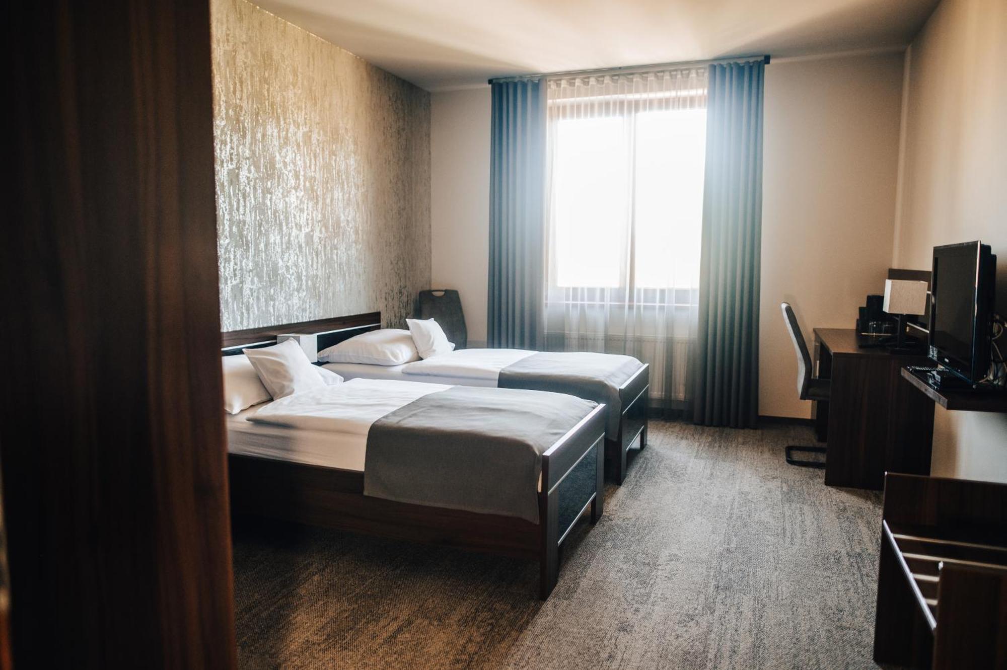 Hotel Elegance Šumperk Esterno foto